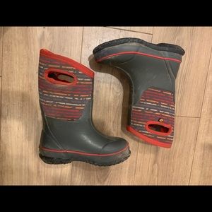 Bogs little kids size 12